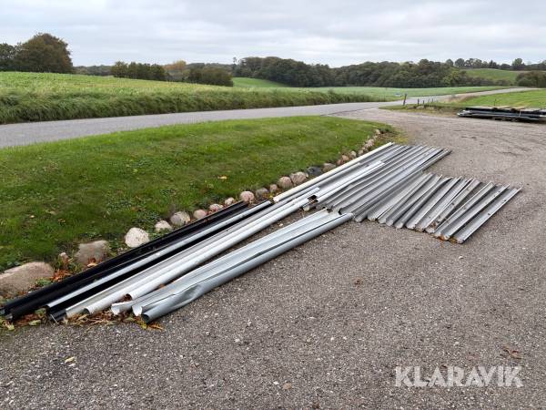 Tagrender og nedløbsrør Plastmo - stål, cirka 30 styk