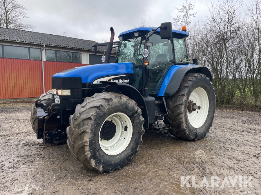 Traktor New Holland TM190