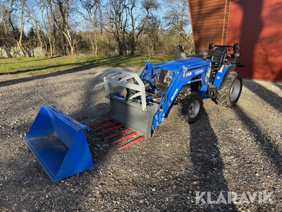 Traktor Solis 26 med frontlæsser