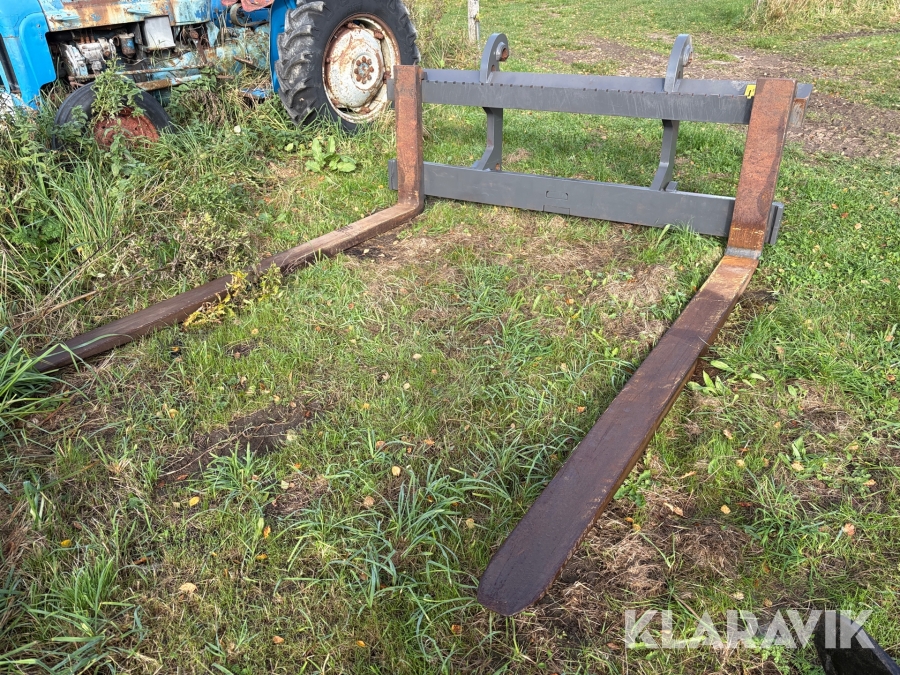 Pallegafler Volvo 83771 8 tons