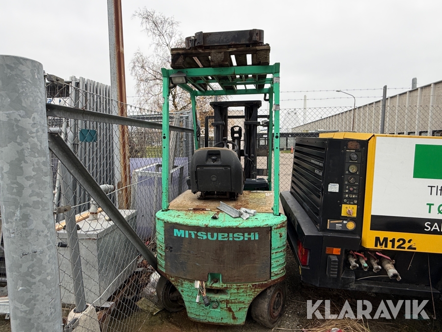 Truck Mitsubishi FBP18