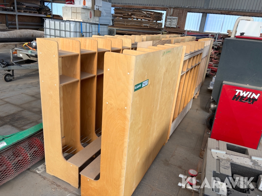 fritstående garderobe 11 styk