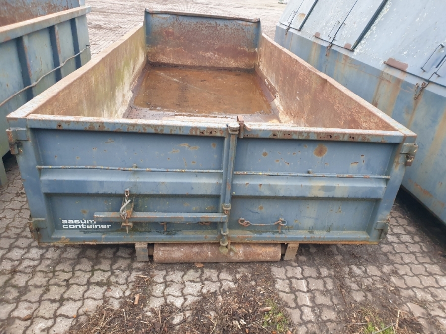 Container