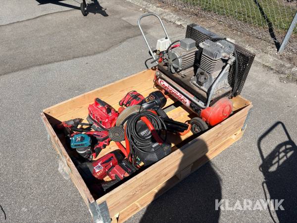 Assorteret håndværktøj og kompressor - 1 palle
