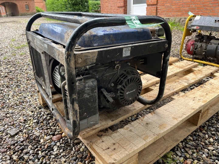 Generator