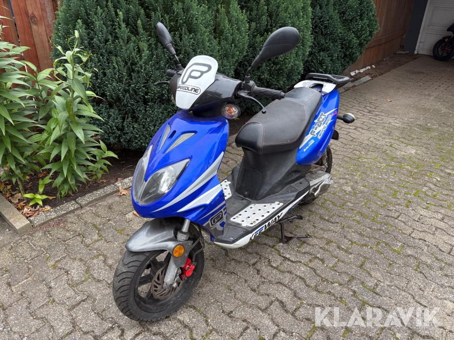  Scootere Keeway F-act 50, 2 styk