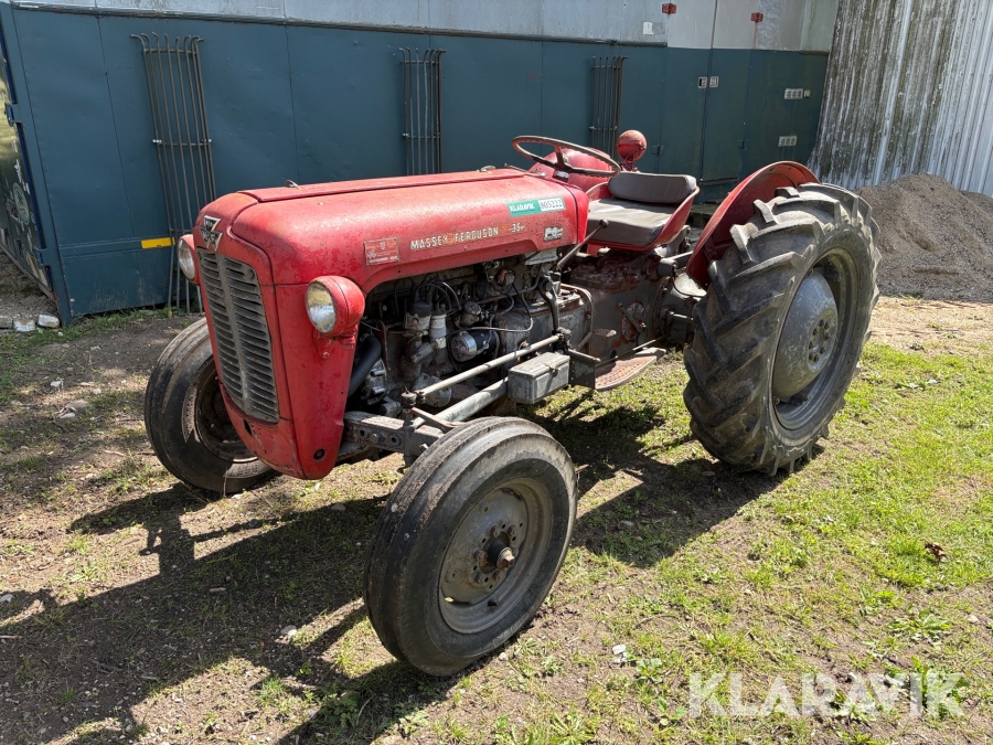 Veterantraktor Massey Ferguson 35