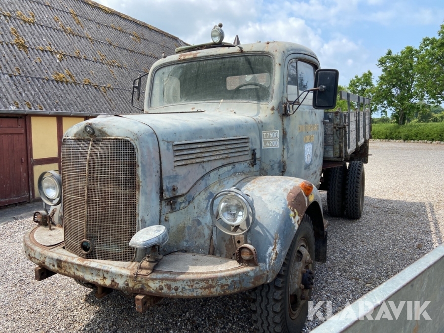 Veteranlastbil Mercedes LA3500