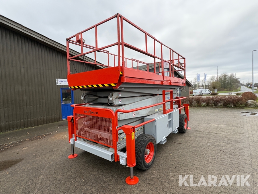 Sakselift SkyJack SJ 9250
