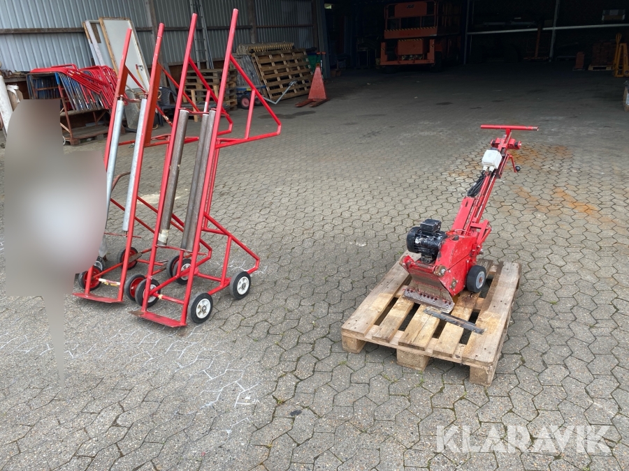 Linolionsvogne, stripper og andet udstyr