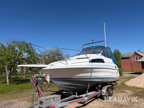 Båd Bayliner 2255 day cruiser med påhængsvogn