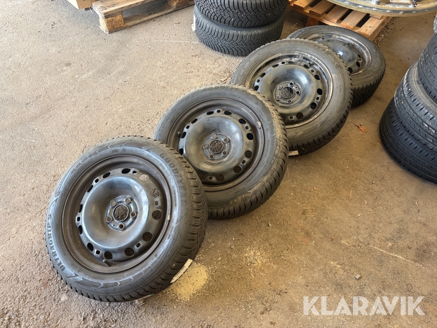 Dæk på fælge Goodyear Ultragrip
