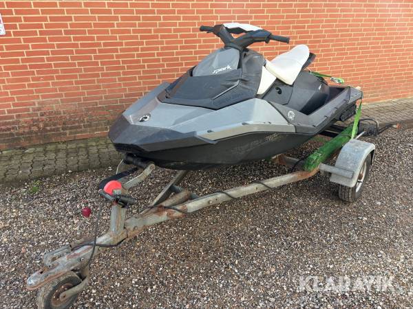 Vandscooter med trailer Seadoo Spark