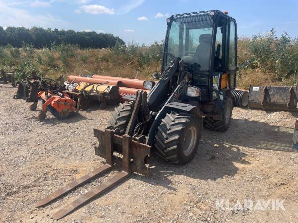 Minilæsser Giant V452T X-TRA HD med tilbehør