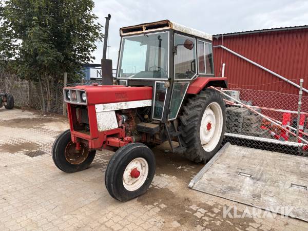 Traktor IH 484