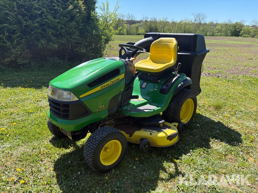 Havetraktor John Deere 145B med opsamler