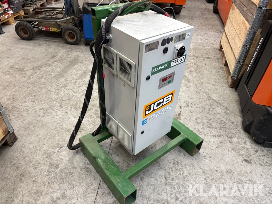 Oplader til trucks JCB MG18