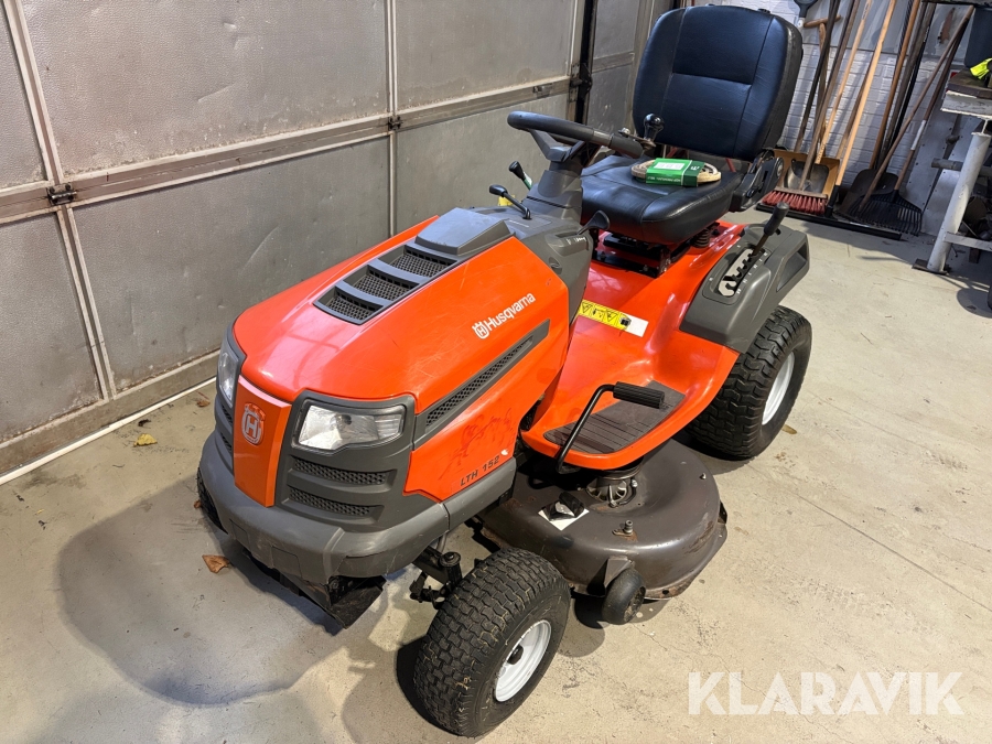 Græsslåmaskine Husqvarna LTH 152