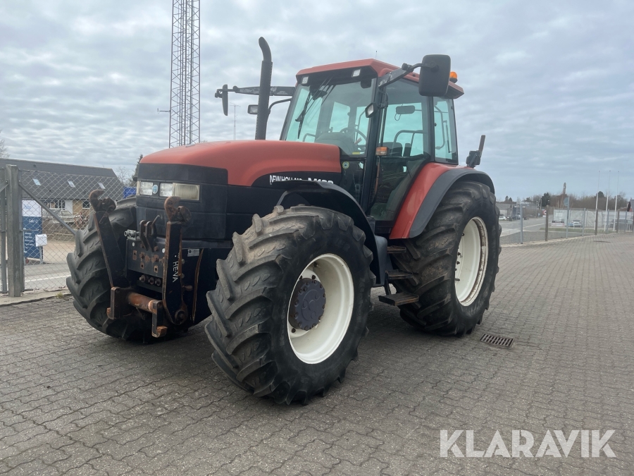 Traktor New Holland M160 Fiatgri