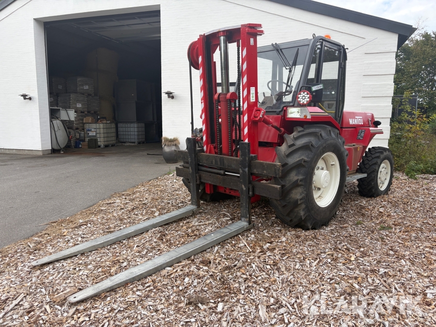 Terrængående gaffeltruck Manitou M435CP 4x4