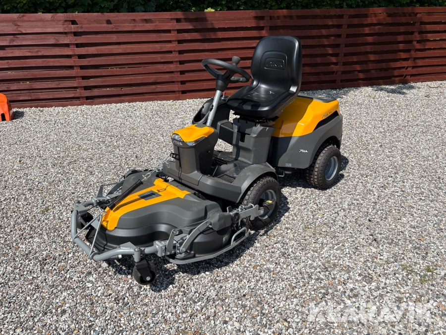 Plænetraktor Stiga park 640 pwx 4x4