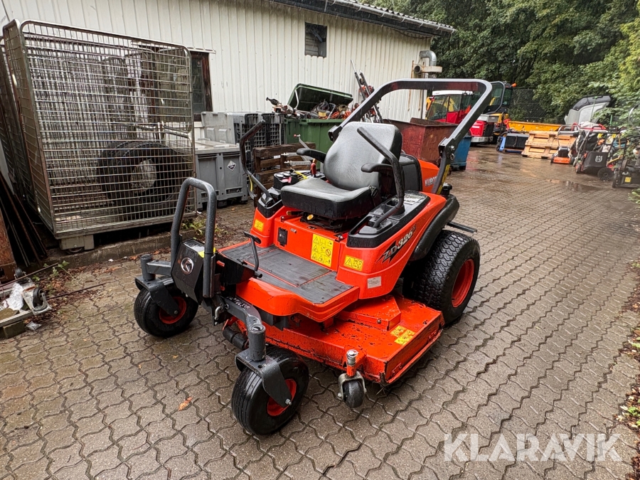 Zero-turn rotorklipper Kubota ZD326S