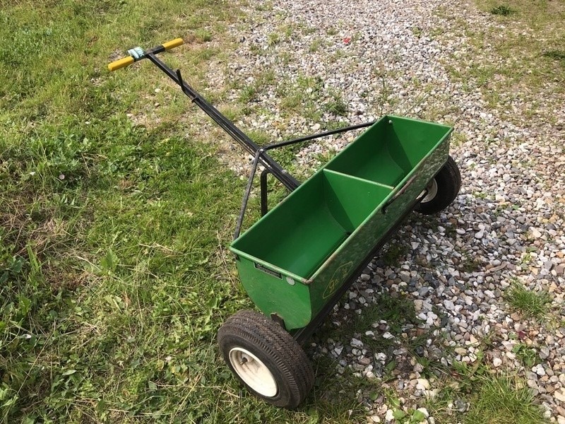 Såmaskine til græs