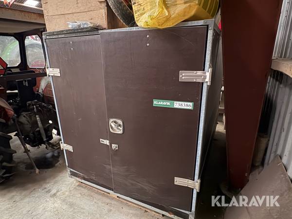 Opbevaringskab i vandfast plade