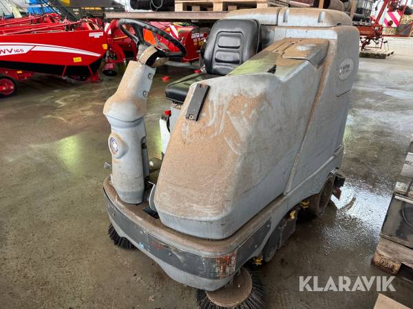 Gulvvasker og fejemaskine Nilfisk BR 1100S