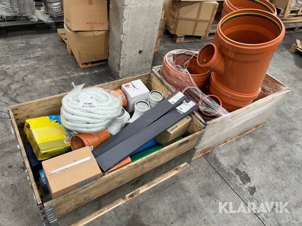 Lot - unidrain, svejsetråd, kloakrør og øvrigt - 2 paller