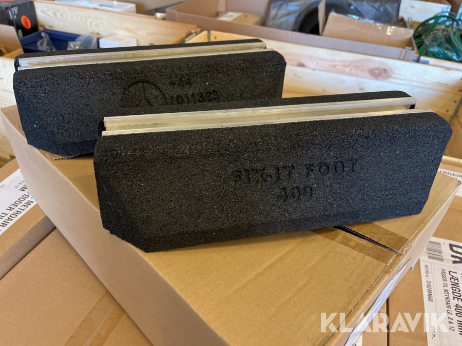 Klaravik Auktioner | Gummifødder