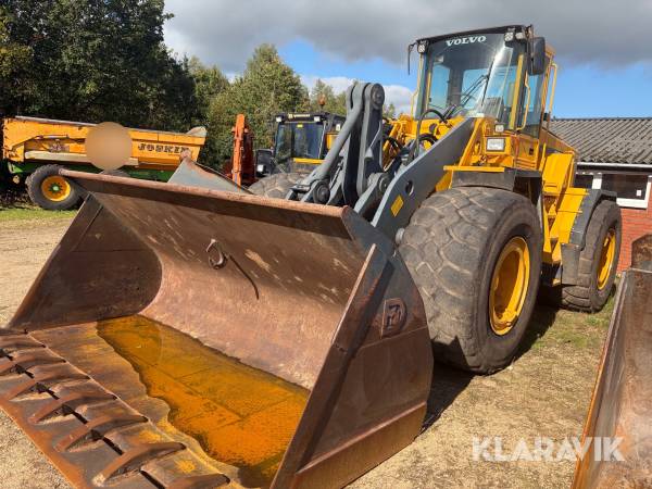 Gummiged Volvo L150C