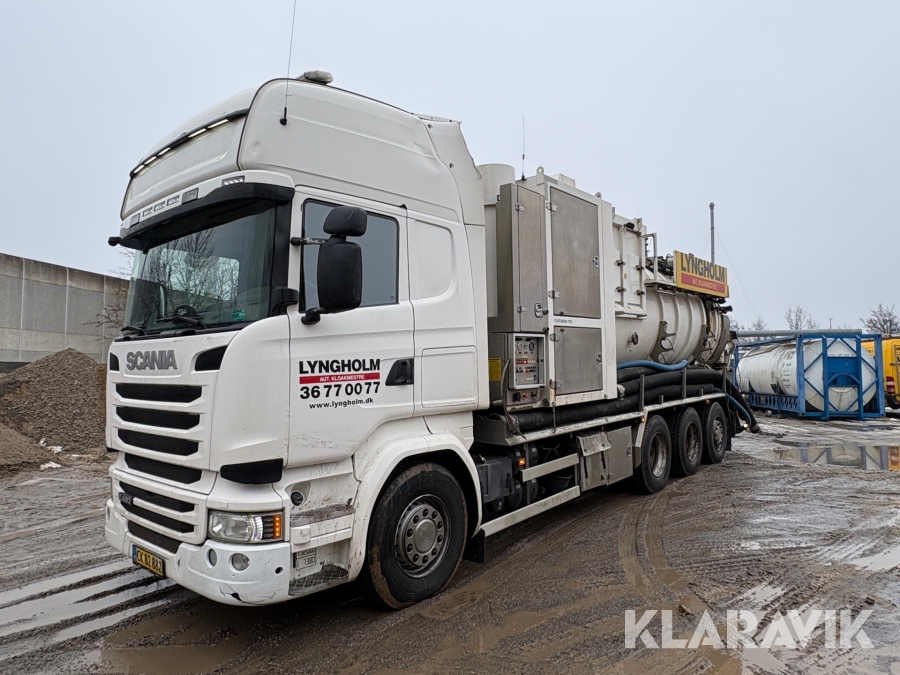 Lastbil Scania R-serien R 490 med Disab tørstofsuger