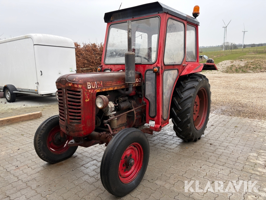 Veterantraktor Bukh Super 302 med kabine 