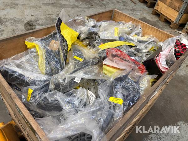 Diverse dele til køretøjer Triscan - blandt andet bærearme, bøsninger,  stabilisatorstanger mv.