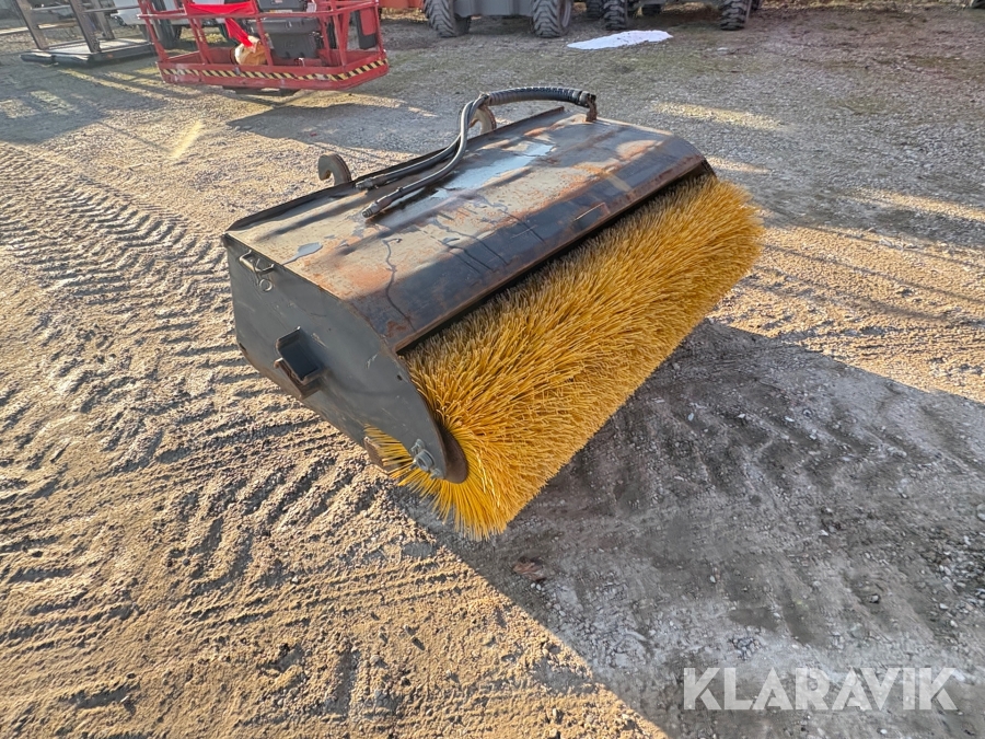 Sweeper Kost Med Opsamler Attec 05 BB 1520 Holb k Klaravik sweeper-kost-med-opsamler-attec-05-bb-1520-holb-k-klaravik