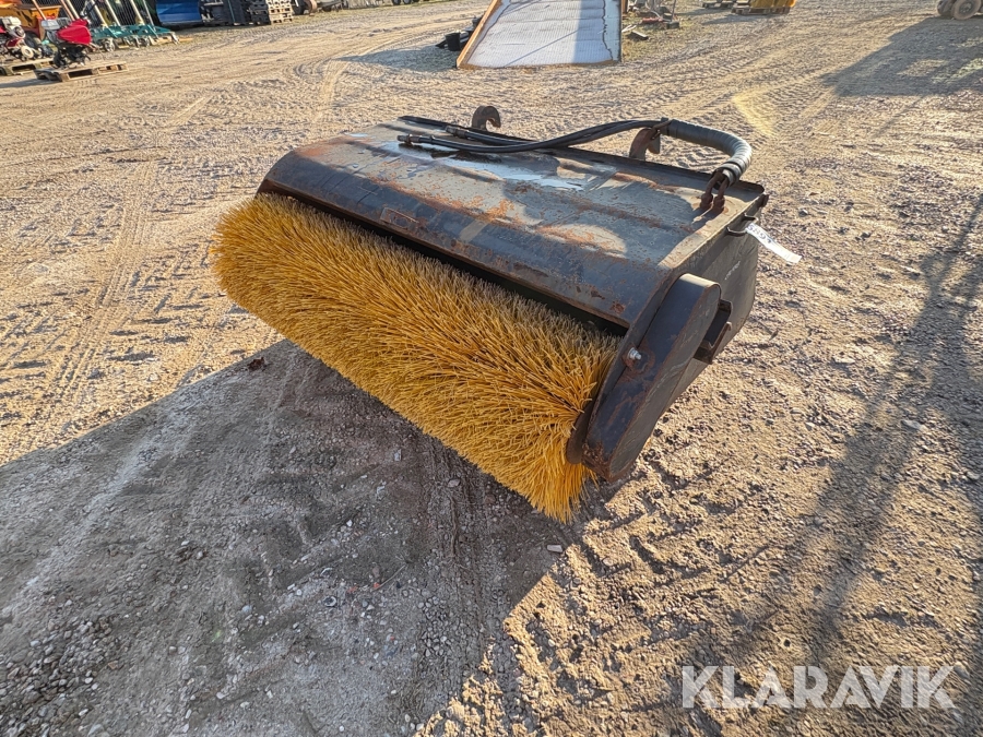 Sweeper Kost Med Opsamler Attec 05 BB 1520 Holb k Klaravik sweeper-kost-med-opsamler-attec-05-bb-1520-holb-k-klaravik