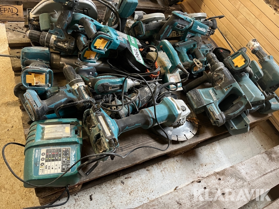 Blandet værktøj Makita 18V 19 styk