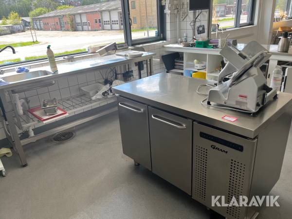 Kølebord, vaskebord og slicer Gram K2408