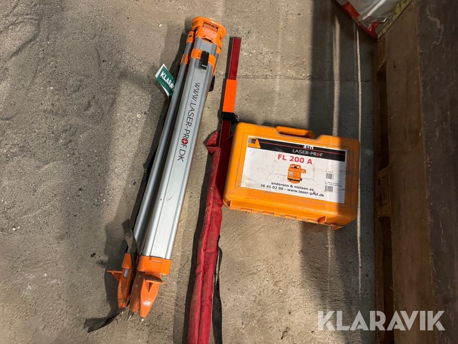 Nivelleringsapparat Laser-prof FL-200 A inkl. trefod