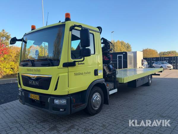Kranbil MAN TGL 12. 4X2 B. Med lad