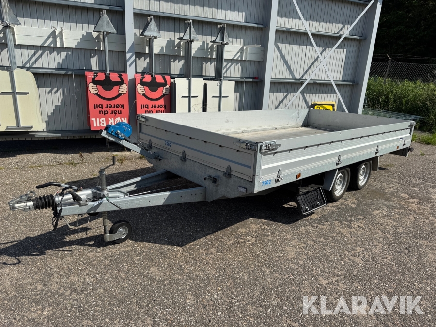 Trailer Variant 3521LL4