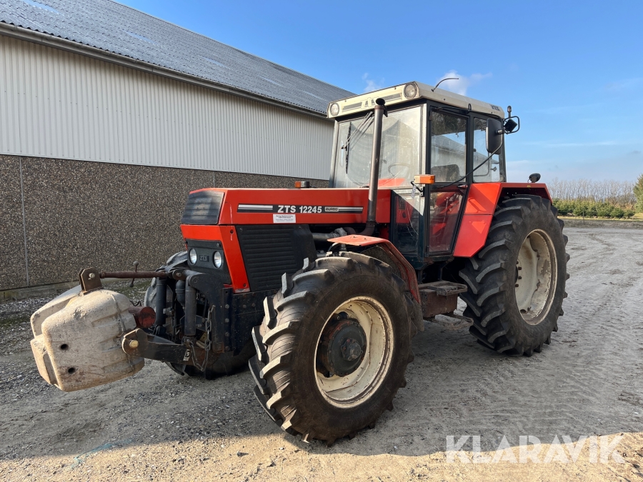 Traktor Zetor 12245 Turbo