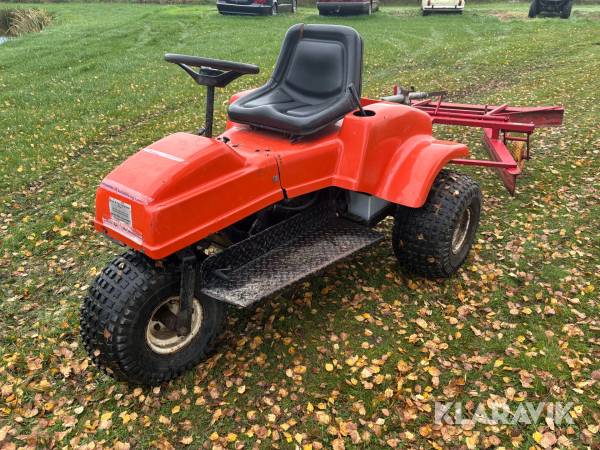 Havetraktor Smithco 27-000 med vejhøvl