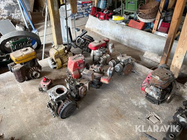 Benzinmotorer og motordele blandet parti 11 Styk
