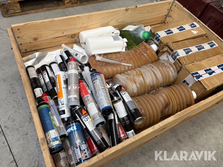 Fedt, fugemasse og lim - blandet lot