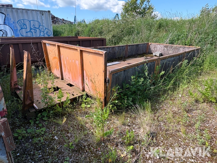 Container