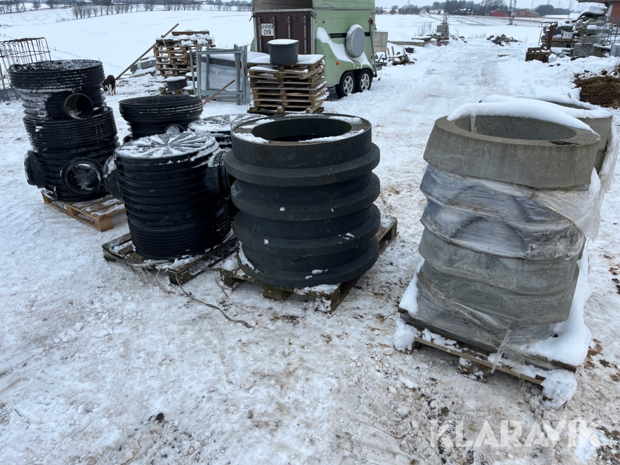 Brønde og brøndkarme 4 paller