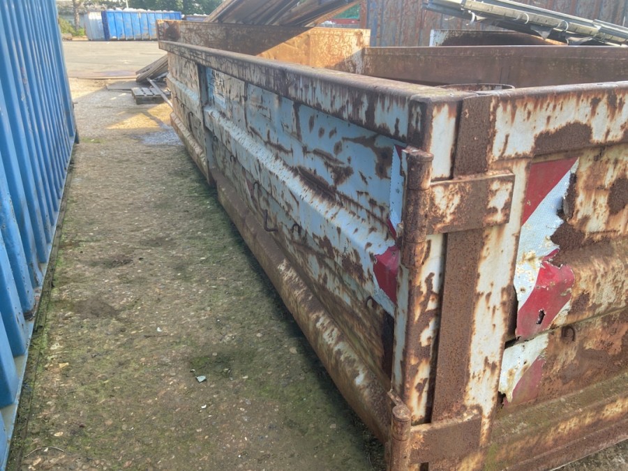 Container