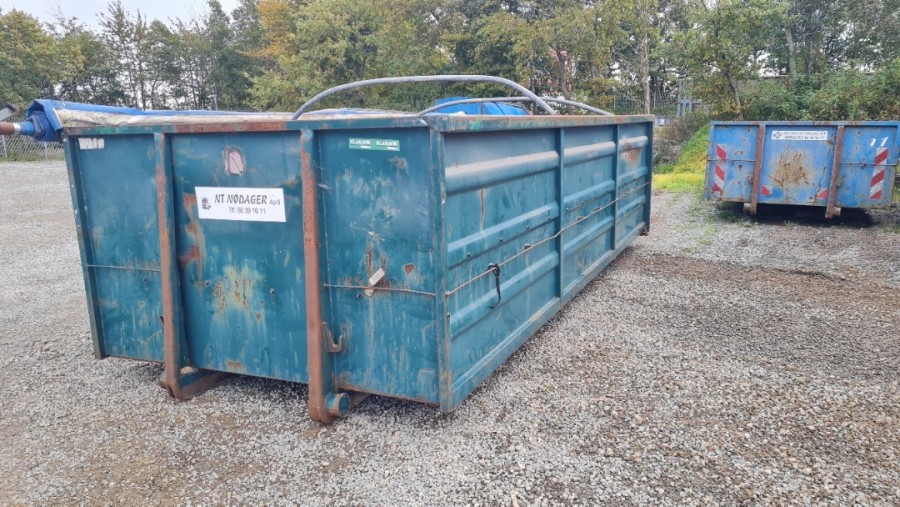 Container med rullepresenning